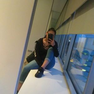 Meet your Posher, Mireya